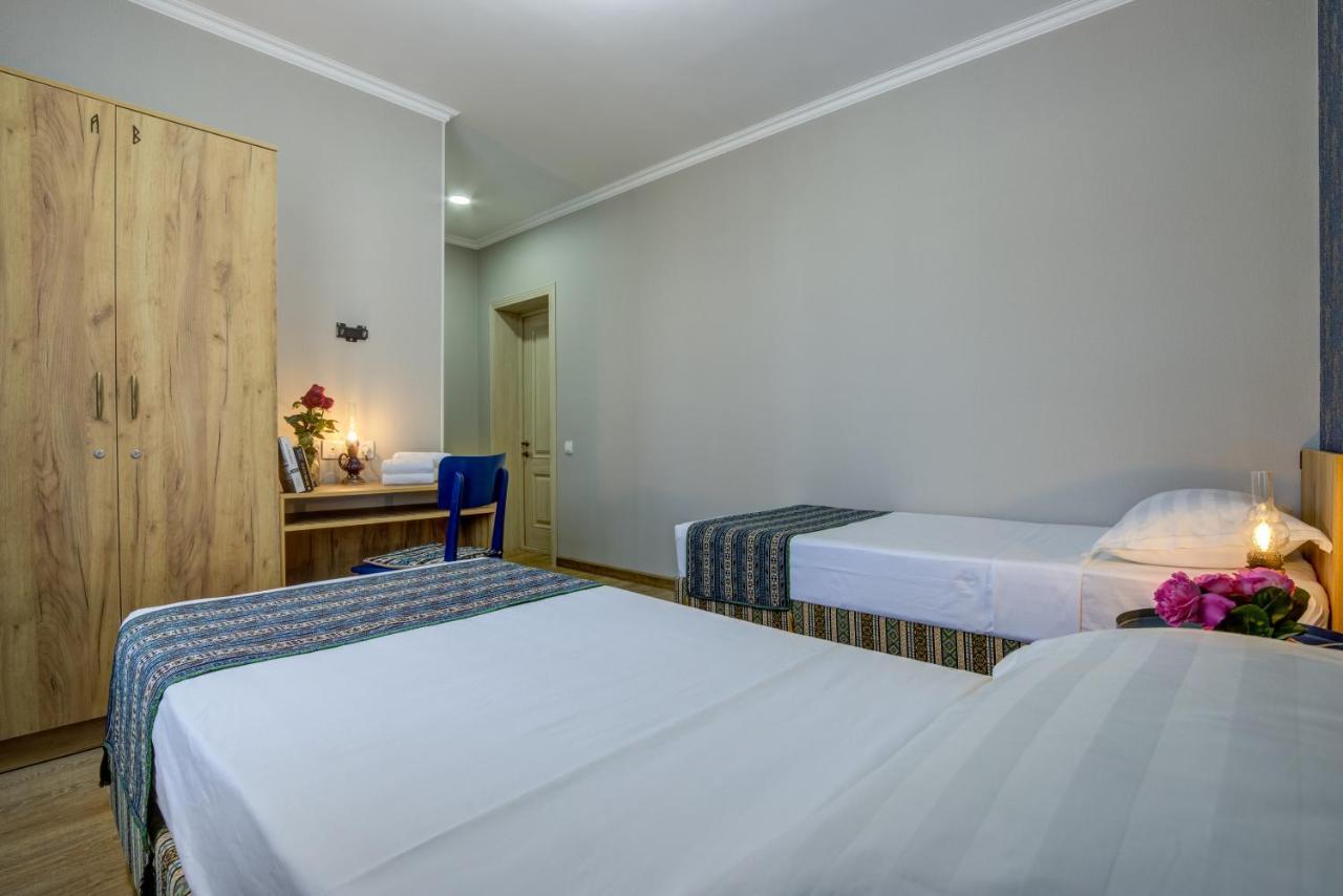 Ordo Hotel Каракол Екстер'єр фото
