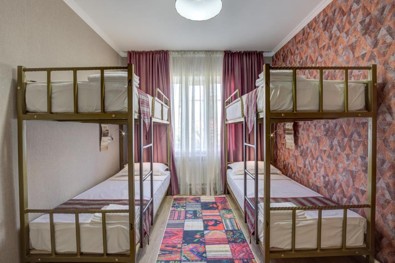 Ordo Hotel Каракол Екстер'єр фото