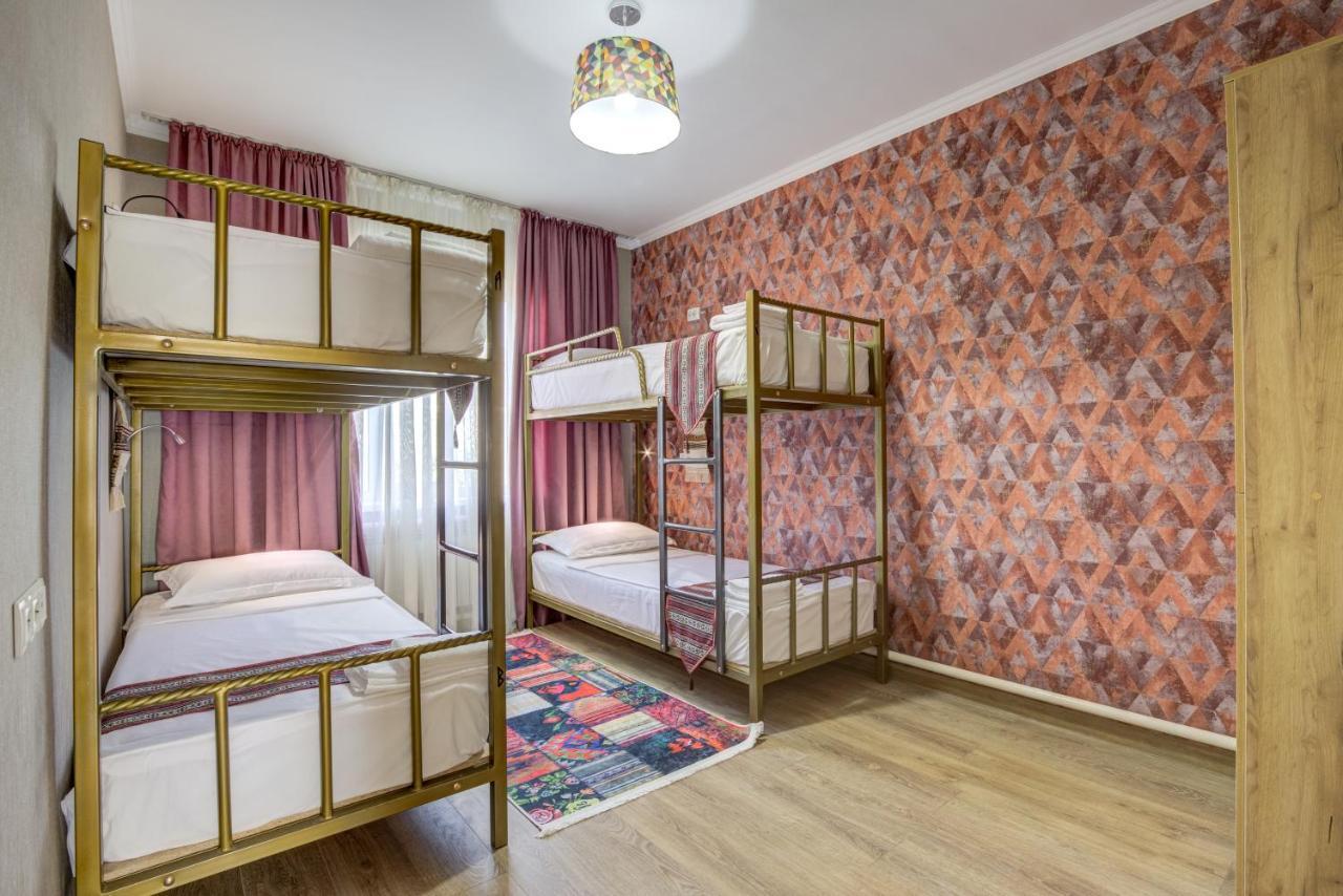 Ordo Hotel Каракол Екстер'єр фото